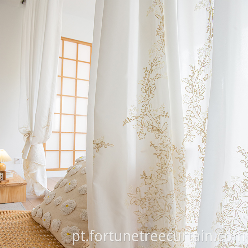 Anti Abrasive Luxury Embroidery Sheer Curtain